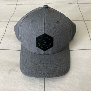 Gray S/M Travis Mathew Snap-Back Hat